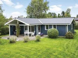 Four-Bedroom Holiday Home In Dronningmolle