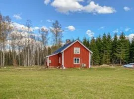Nice Home In Tjurstorp With Kitchen