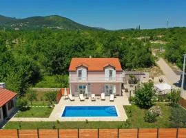 Amazing Home In Poljica Imotska