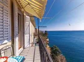 1 Bedroom Lovely Apartment In Rijeka