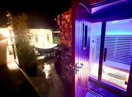 The Bath House & Sauna Garden x 4 beds, hotel spa en Newcastle