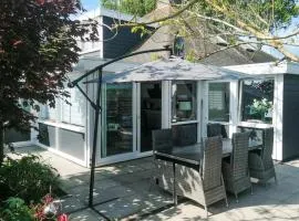 3 Bedroom Awesome Home In Stavenisse