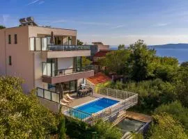Gorgeous Home In Brela