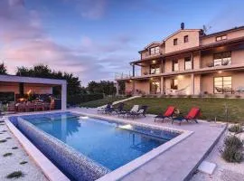 Villa Two M2