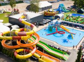 Holiday Golden Resort & Spa, hotel a Łazy