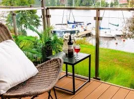 Marina Relax - widok na jezioro, parking podziemny, winda, Netflix, TV55"