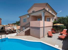 Luxurious Home In Pula, hotel di Pula