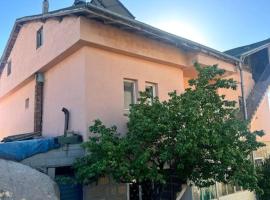 Kesen Cappadocia House، فندق في أوروغوب