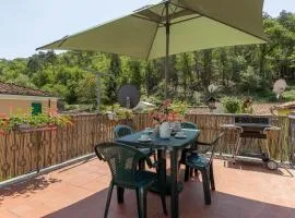 2 Bedroom Lovely Home In Valpromaro