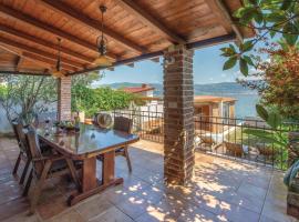 Amazing Home In Slatine With Sauna, Hotel in Trogir