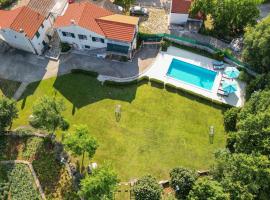 Holiday Home Caporice With A Fireplace 289、Čaporiceのホテル