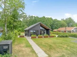 Awesome Home In Sunds With Lake View