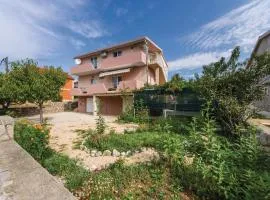 Three-Bedroom Apartment In Maslenica