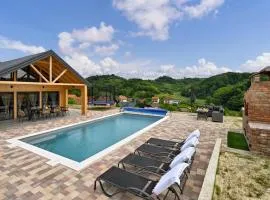 Lovely Home In Klokovec