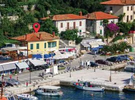 2 Bedroom Cozy Apartment In Rabac