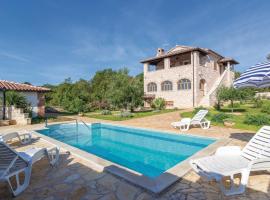 Holiday Home Banki V, hotel v destinaci Baderna