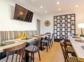 Townhaus-Rhens 8 Schlafzimmer, Sauna, Weinkeller, Fotostudio, Hunde willkommen