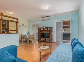 Beautiful Apartment In Pinezici