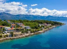 One-Bedroom Apartment In Sucuraj