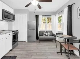 Modern Cuartito near Winter Park