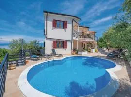 Beautiful Apartment In Labin With Sauna