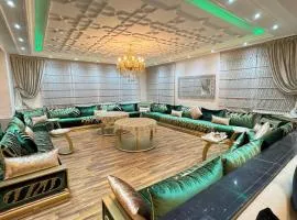 magnifique appartement de 250m2 dans villa avec piscine
