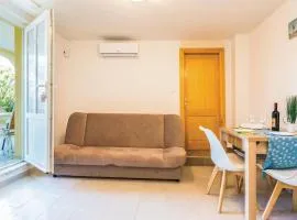 One-Bedroom Apartment In Ploce