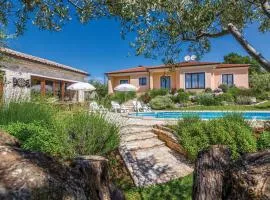 4 Bedroom Nice Home In Buje