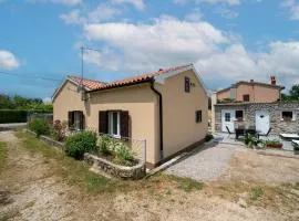 3 Bedroom Lovely Home In Labin