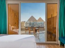 Top pyramids view hotel