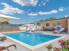 3 Bedroom Amazing Home In Sikici