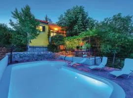 Two-Bedroom Holiday Home In Trilj