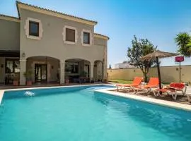 Gorgeous Home In Conil De La Frontera
