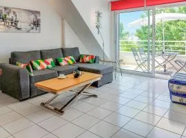 Beautiful Apartment In Damgan With Wifi