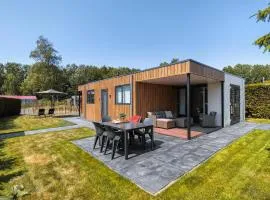 Nice Home In Heinkenszand With Wifi
