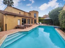 Lovely Home In Agde With Wifi, hotel v destinaci Agde