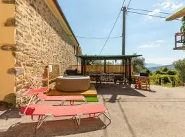 Lovely Home In Marliana With Wifi