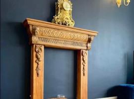 LE BARON BUCAILLE appartement face à la mer 300 m de Nausicaa, hotel in Boulogne-sur-Mer