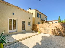 Ricard、アルルのホテル