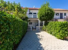 Awesome Apartment In Malinska With Wifi