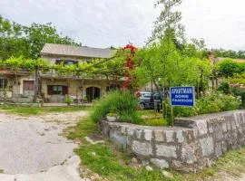 Apartment Smoline I