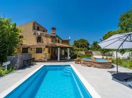 4 Bedroom Lovely Home In Veliki Vareski