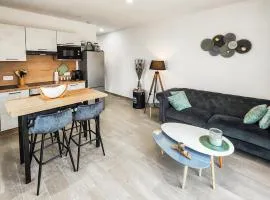 Amazing Apartment In Narbonne With Wifi