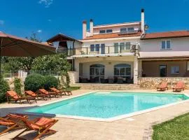 Beautiful Home In Pula With Wifi