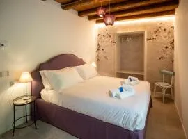 Le Cornici Home Suites - Apartments - Lake Idro