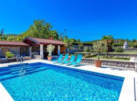 3 Bedroom Amazing Home In Jurdani