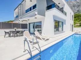 Stunning Home In Makarska