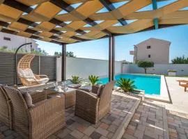 Cozy Home In Biograd Na Moru With Sauna