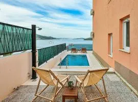 Beautiful Apartment In Marina