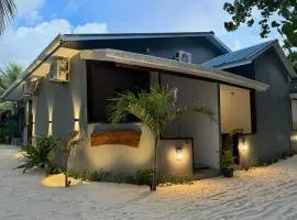 Dhigurah Beach Inn